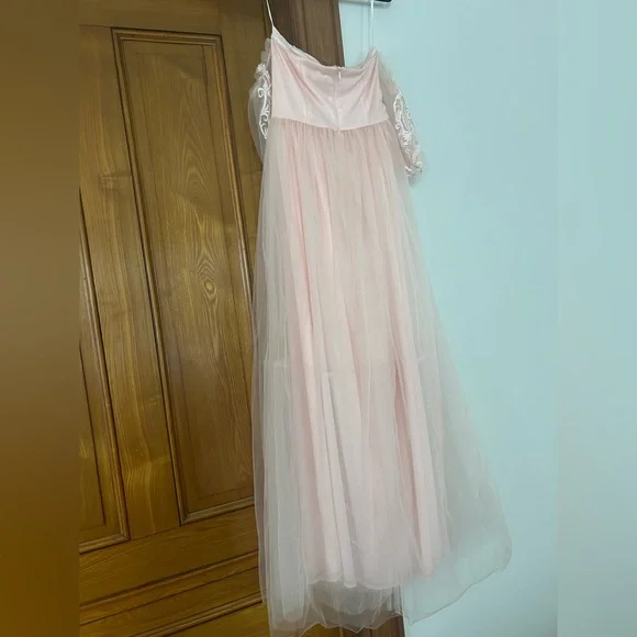 Pink Gown - Picture 4 of 6